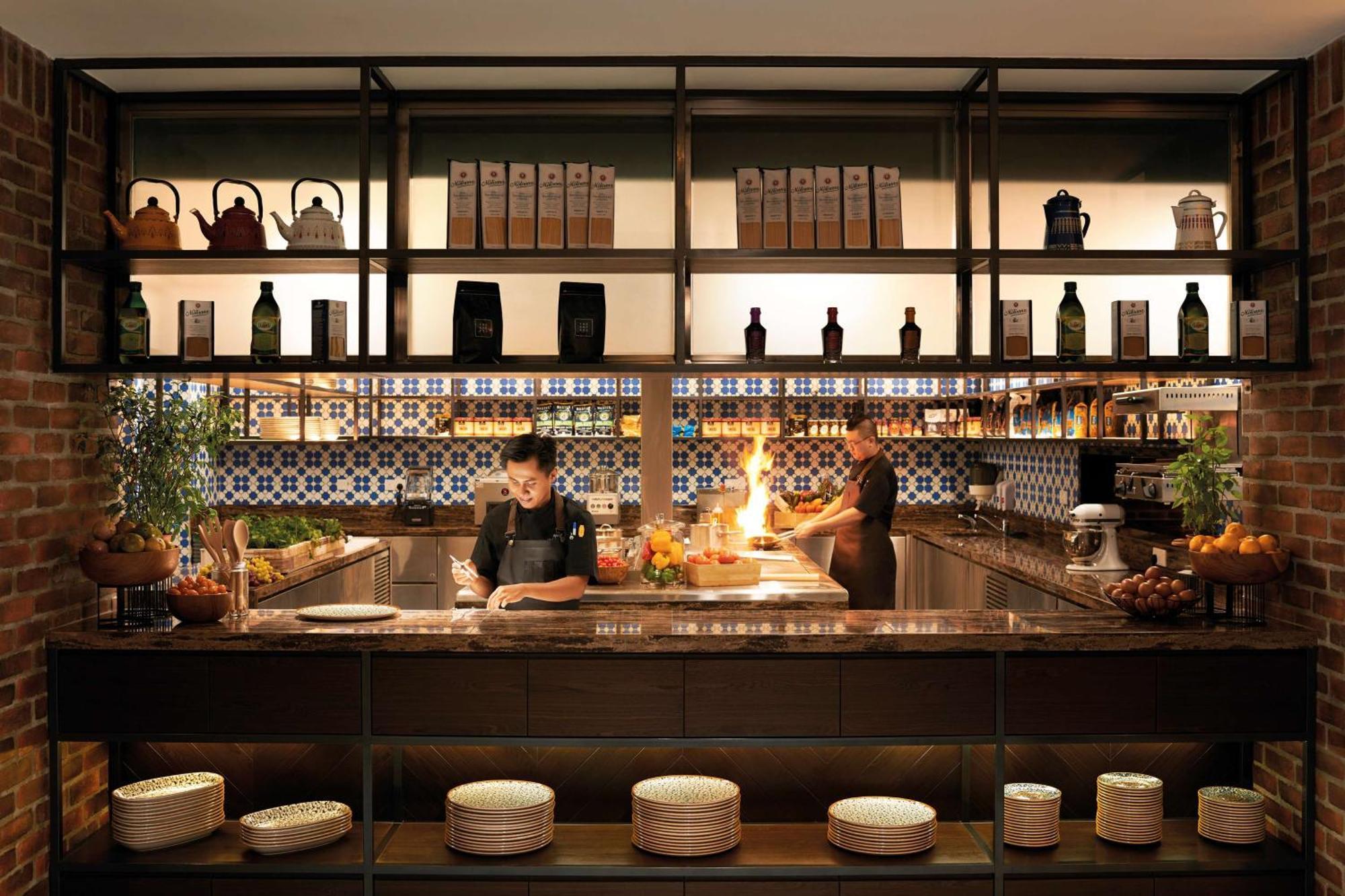 Doubletree By Hilton Shah Alam I-City Esterno foto The kitchen at the restaurant